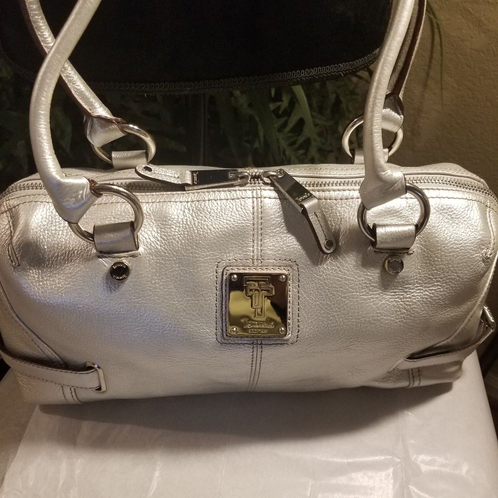 ELEGANT HANDBAG - Picture 2 of 16